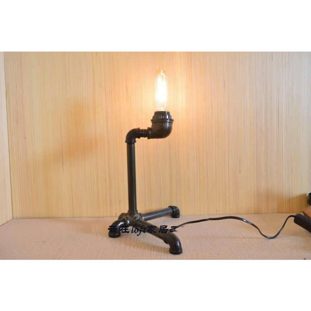 ForgePulse Glow – Modern Industrial LED Lamp | Stylish Home Lighting