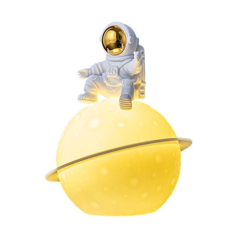 AstroBuddy Light – Cute Astronaut LED Night Lamp