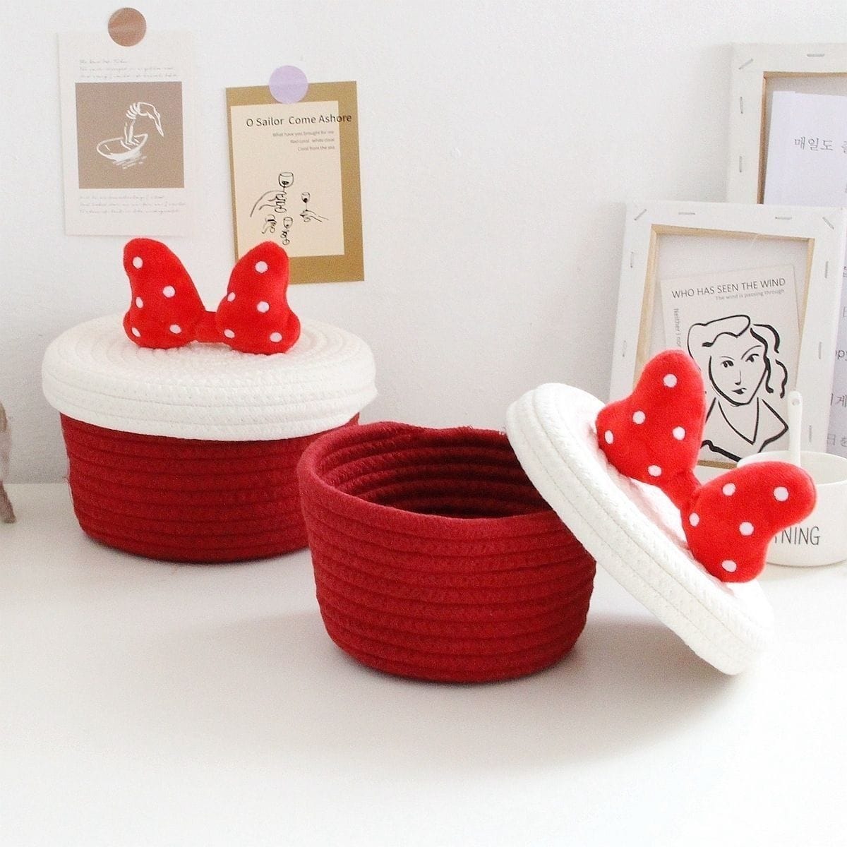 Cesta de Mickey Mouse (roja y blanca)