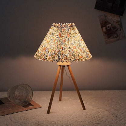 BloomVibe Lamp – Floral Shade Table Lamp with Wooden Legs